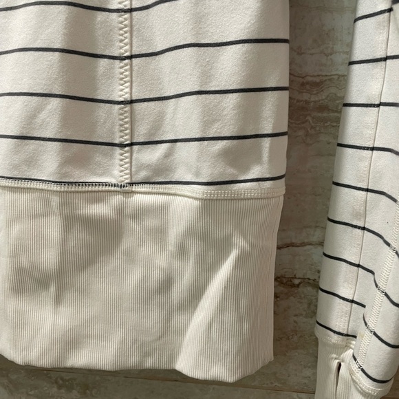 Lululemon Nice Asana Jacket - Picture 10 of 13